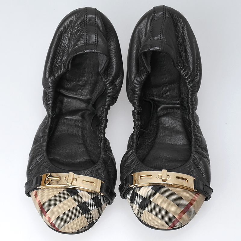 버버리 체크무늬 발레리나 슈즈