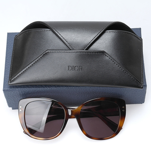 디올 선글라스(Lady Dior Studs 4F)
